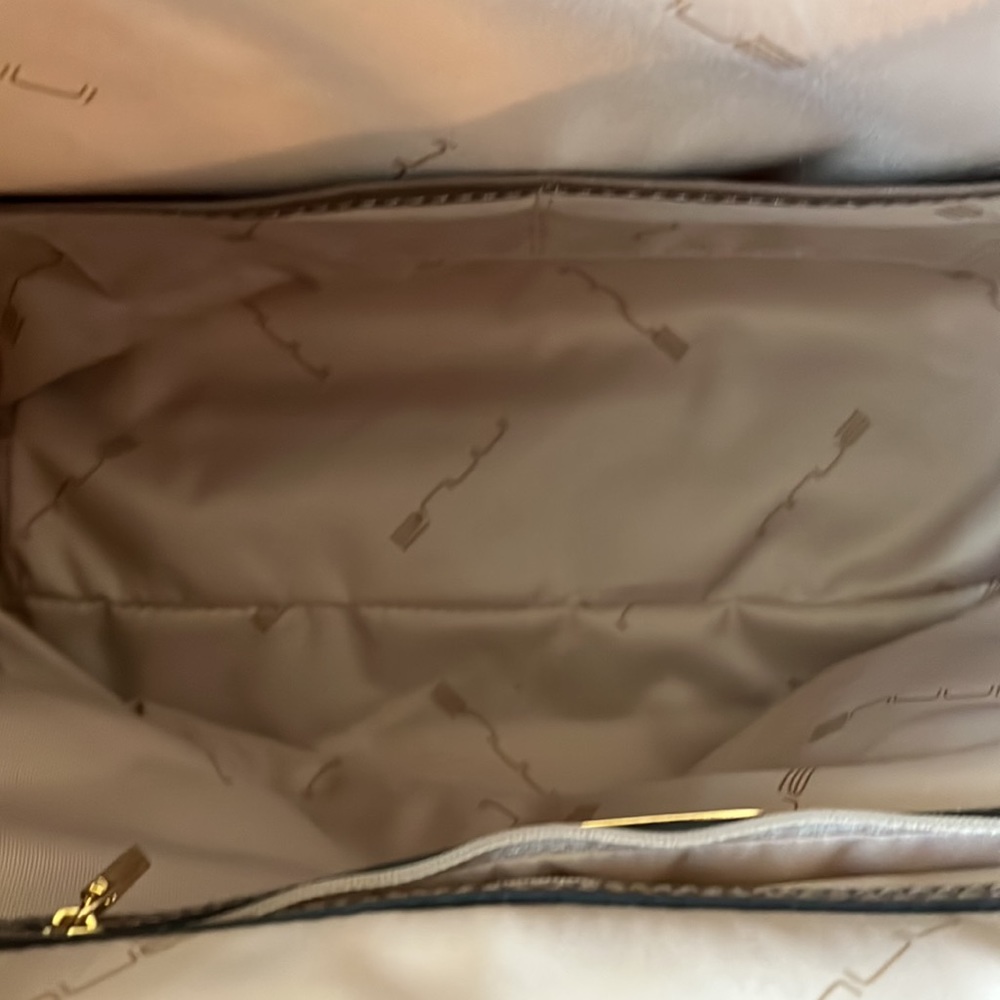 INNUE ITALY HANDBAG - Picture 10 of 10
